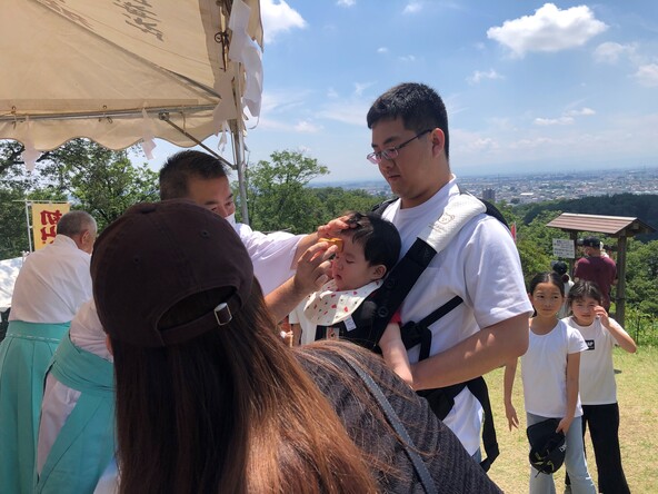御朱印をペタンと押すことから「ペタンコまつり」の名で親しまれています