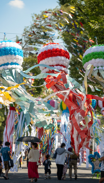 「くす玉」のお花紙も手作りで作製されています
