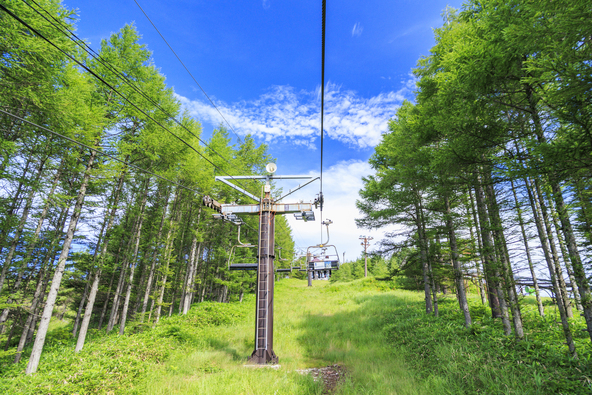 車山高原の展望リフト(画像提供:オフィスK / PIXTA)