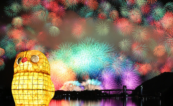 大燈籠と特別花火が紀北の夏を盛り上げます
