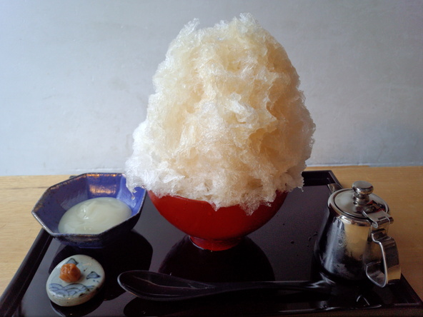 「阿左美冷蔵」店主のおすすめは和三盆糖と天然氷だけで作る「蔵元秘伝みつ」