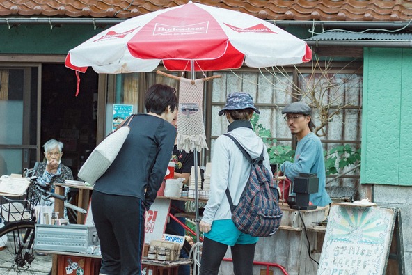 交流も楽しい「勝浦朝市」
