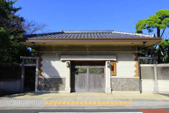 登録有形文化財にも指定されています(画像提供:SUYA / PIXTA)