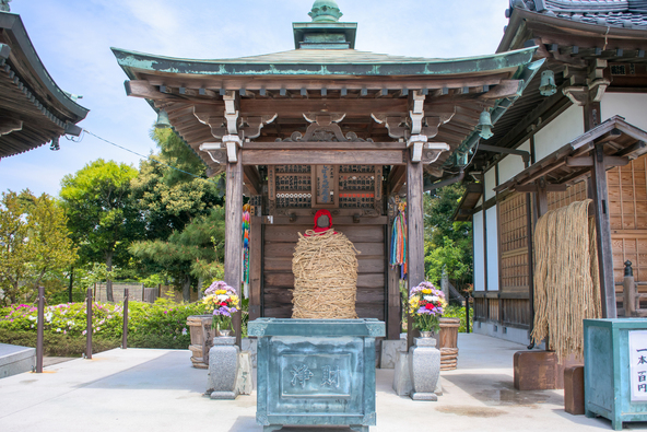 しばられ地蔵の様子(画像提供:Masa / PIXTA)