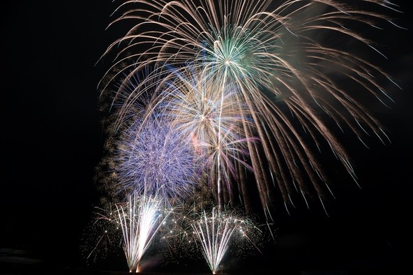 花火の打上数は、約2,500発を予定