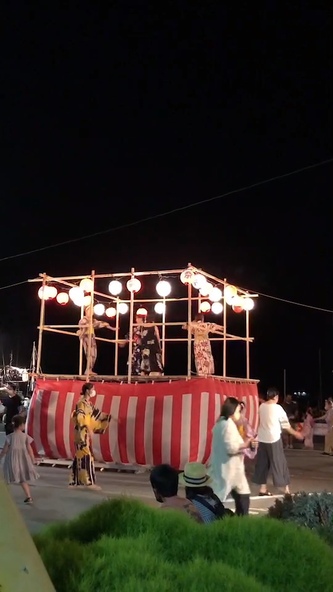 盆踊りは誰でも参加歓迎です