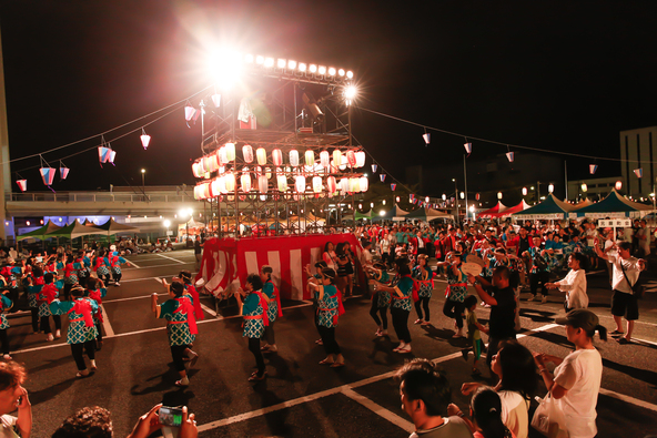 祭りを最大限に楽しむなら、やぐらでのイベントに参加するのがおすすめ!