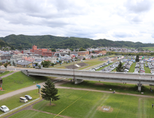 駐車場スペースでの飲食は禁止です