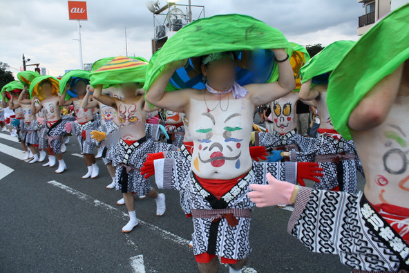 渋川の夏の風物詩として多くのメディアでも取り上げられ、例年県外からも多くの人々が訪れています
