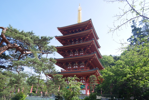 高幡不動尊のシンボル「五重塔」
