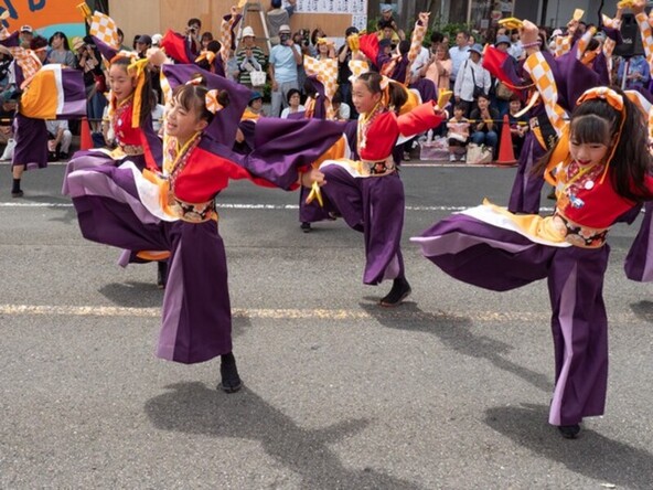 観客も引き込まれてしまうほどの踊りに注目!(写真は過去開催時の様子)