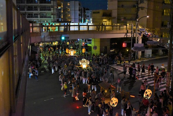 例大祭の時期は亀有のまちがいつも以上ににぎやかになります