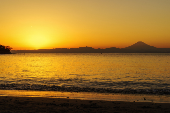 長者ヶ崎の夕景(画像提供:T.Tadanobu/PIXTA)