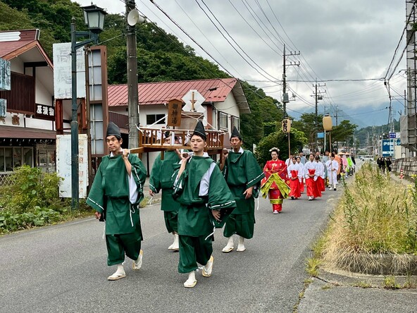 「分湯行列」は塩原温泉の歴史を間近で感じられます
