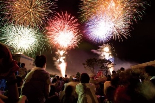 開催時期は9月ですが、まだまだ熱い川辺の夏を満喫♪
