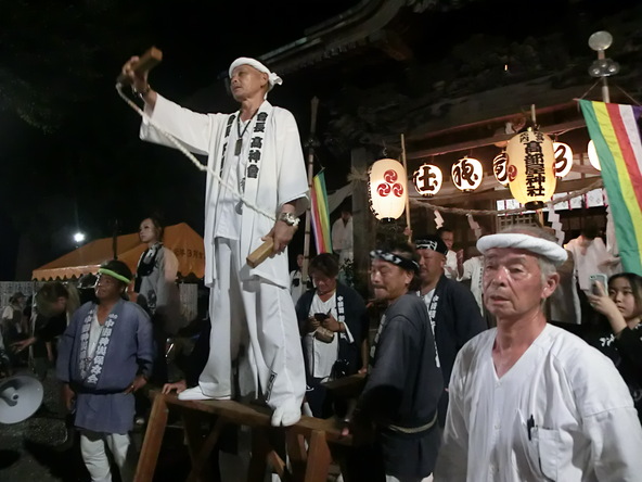 格式高い延喜式内神社の高部屋神社の神輿渡御