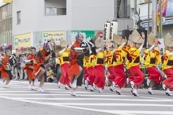 10月5日には「イベント広場にて」阿波踊りも!(過去開催時の様子)