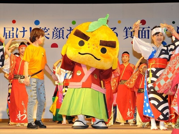 祭りには、箕面の柚子イメージキャラクター「滝ノ道ゆずる」もやってきます!