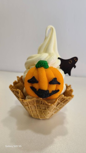 Roses Cafe パンプキンあんこソフトクリーム