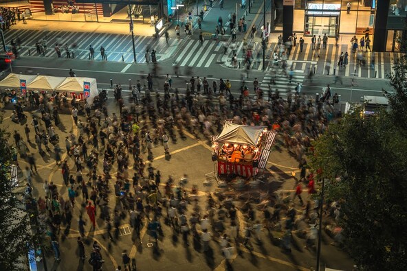 踊りの輪に加わりましょう♪