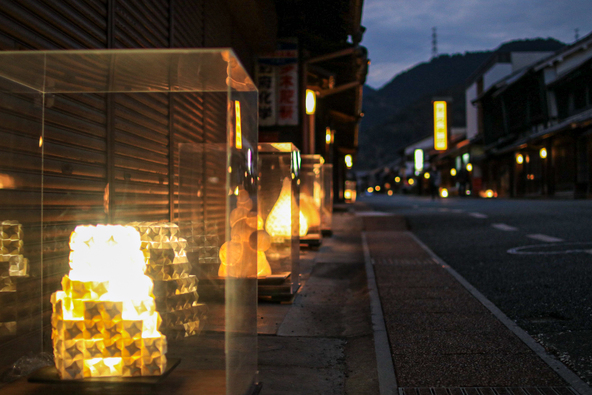 第二部では、過去の入賞作品が展示されます。第一部とはまた違った雰囲気を楽しみましょう