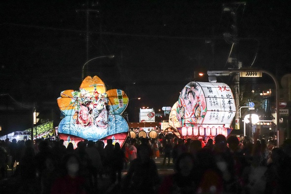 地元の人たちが工夫を凝らして作成した「ねぷた」
