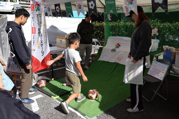 毎年多くの人でにぎわう秋の恒例イベントです