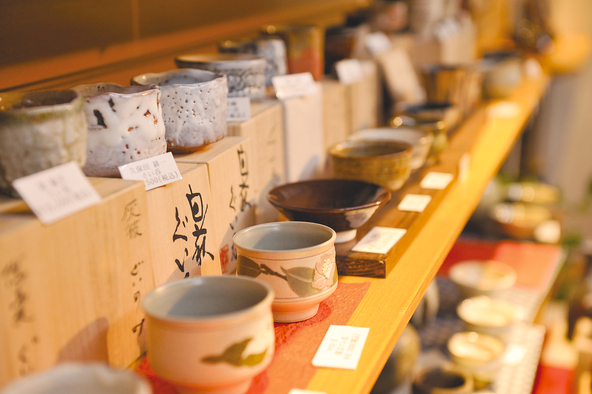 お気に入りの焼き物を探すのも楽しいまち