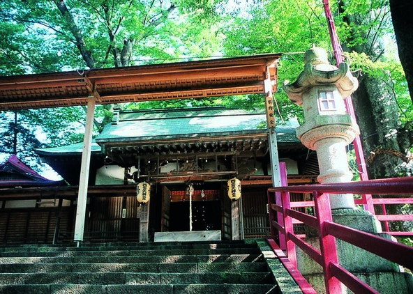 「桐生西宮神社」は西宮市の本社から御分霊を迎えた、関東唯一の直系えびす社です
