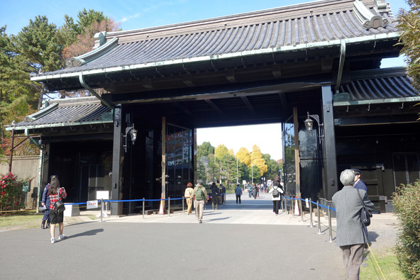 過去の皇居乾通り一般公開の様子(画像提供:ケイセイ / PIXTA)