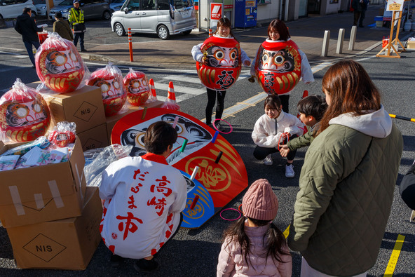 だるまの輪投げ