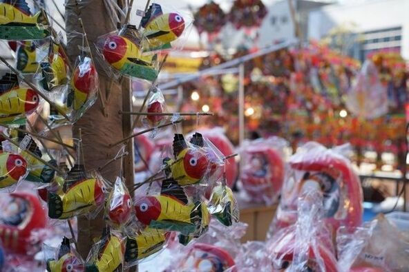 バンバ広場に縁起物が勢ぞろい!