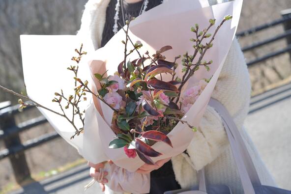 河津桜のブーケづくり