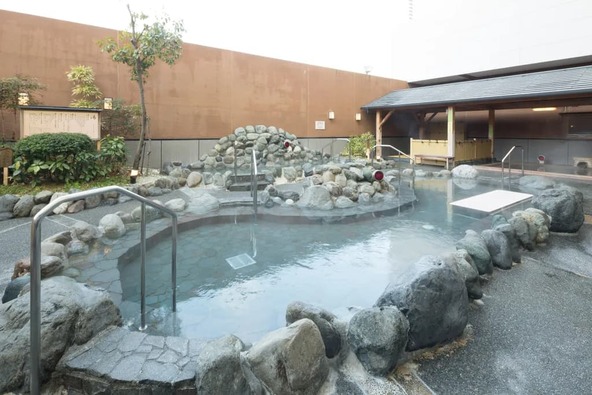 露天風呂の種類が多いのが特徴!