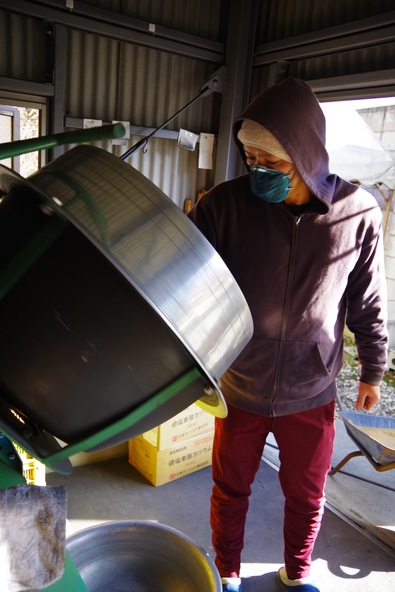 兄・上条僚士が放つ、音と光の圧倒的シンクロ