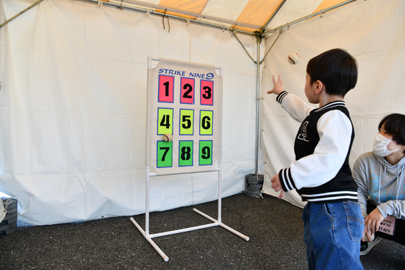 子供が夢中になれる遊びのコーナーも目白押し!