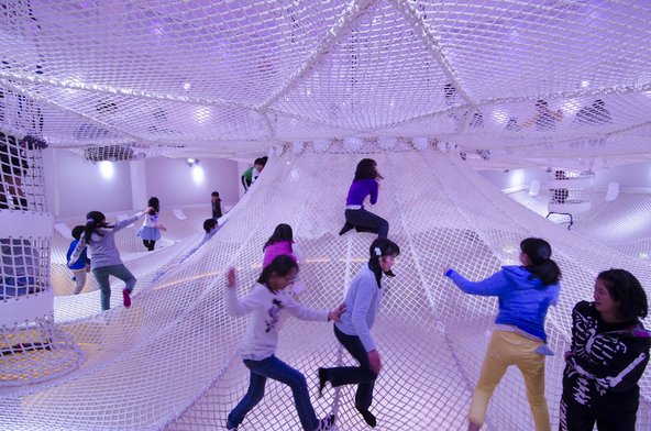 「スペースあすれちっく」国内最大級の3層式ネット遊具で思い切り体を動かそう!