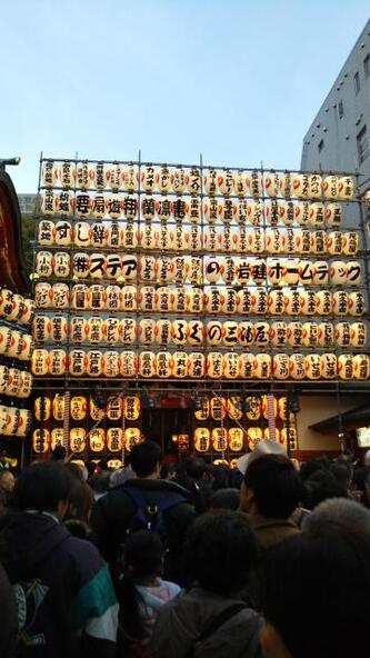 「花畑大鷲神社」の酉の市の様子