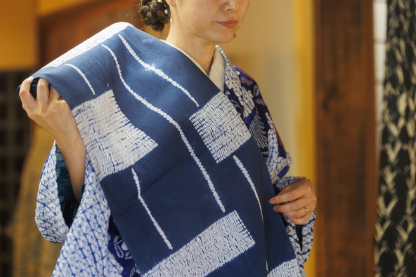 「有松絞り」は、1975年(昭和50年)に国の伝統的工芸品にも指定されています(撮影:岡松愛子、提供:第42回有松絞りまつり実行委員会)