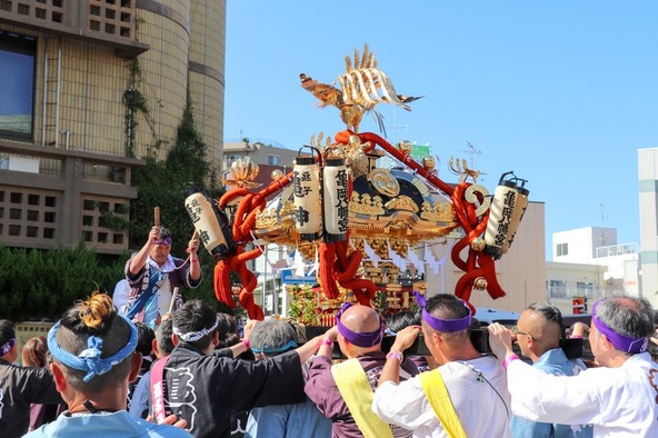 逗子で受け継がれる伝統の夏祭りです