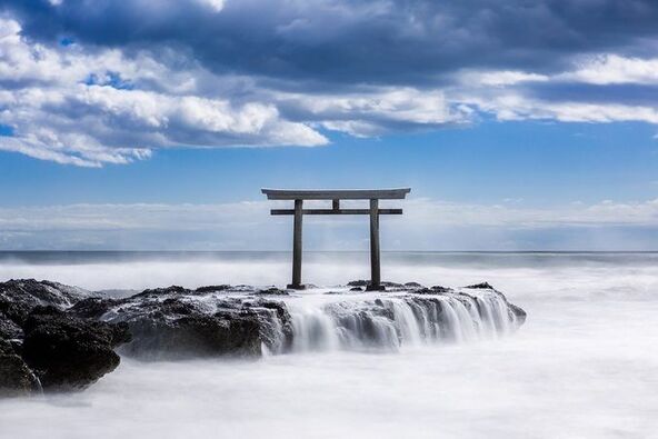 神磯の鳥居(画像提供:茨城県観光物産協会)