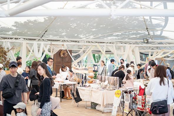 「アートと絵本のコカゲマルシェ」9月20日(日)・21日(月・祝) 10:00〜16:00