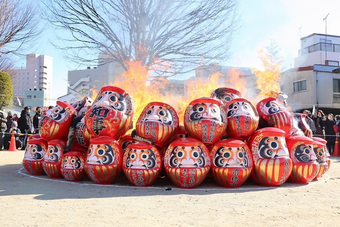 【2026】群馬県の「だるま市」おすすめ4選|1月開催!見どころ&日程ガイド