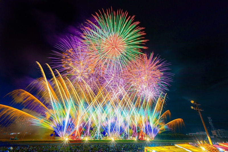 直方の夜空を彩る花火とダイナミックな追い山笠!2026年「のおがた夏まつり」開催情報