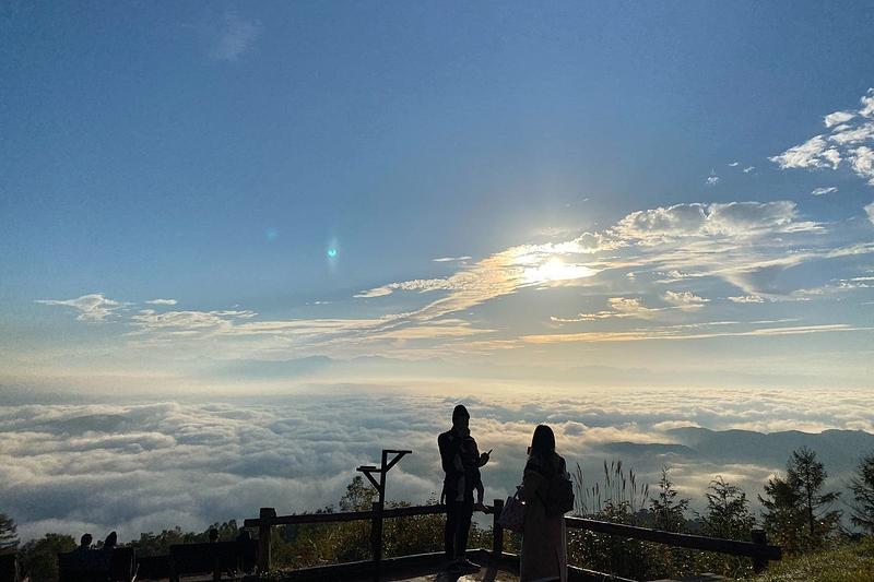 日本一の星空と雲海が同時に見られる秋の絶景、長野・阿智村へ