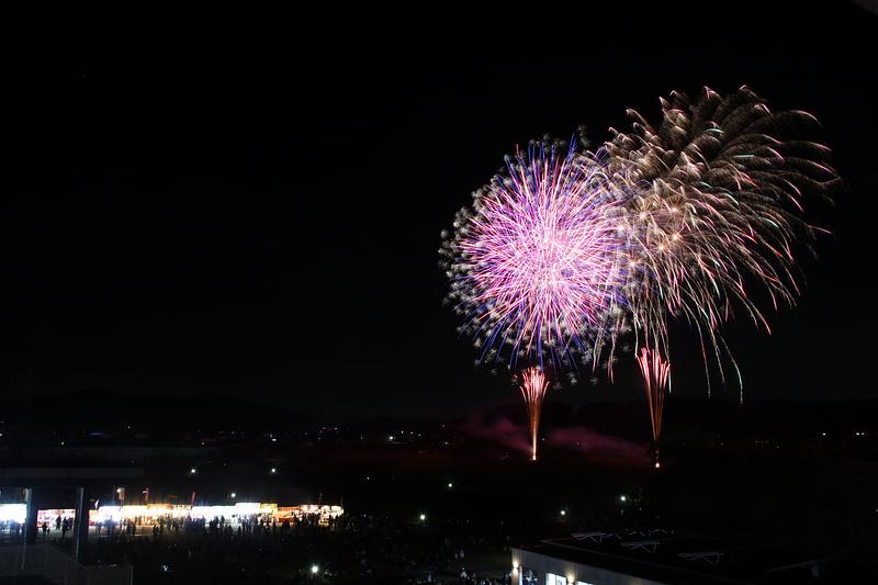 3,000発の花火が彩る!栃木・市貝町「ICHIKAI秋まつり」2026の見どころ&開催情報