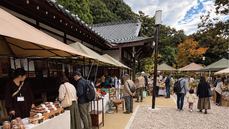築120年の名建築が佇む庭園で、買って食べて遊べる秋のマルシェを満喫しよう。