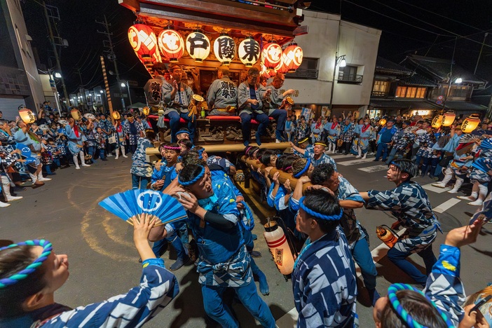 佐原の大祭（2026年） | 豪快に曳き回される山車が圧倒！ 「関東三大山