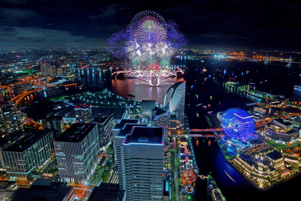 横浜ランドマークタワーから望む「みなとみらいスマートフェスティバル」