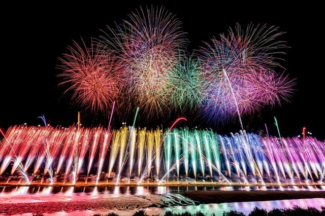 東海】2025年8月9日・10日・11日 三連休におすすめの花火大会12選